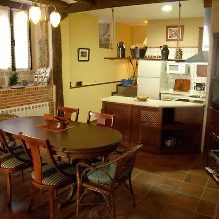 El Elaboratorio - Casa Rural Del Siglo Xviii Con Piscina Casa vacanze *