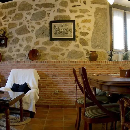 El Elaboratorio - Casa Rural Del Siglo Xviii Con Piscina Villarejo del Valle